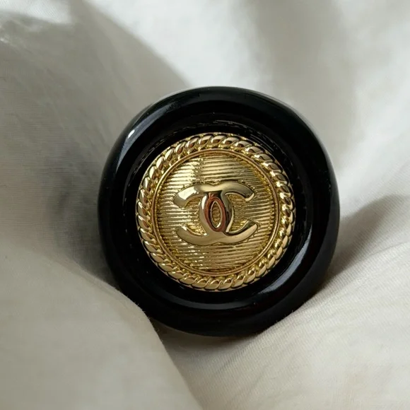 CHANEL Black and Gold Emblem Ring - Picture 10 of 16